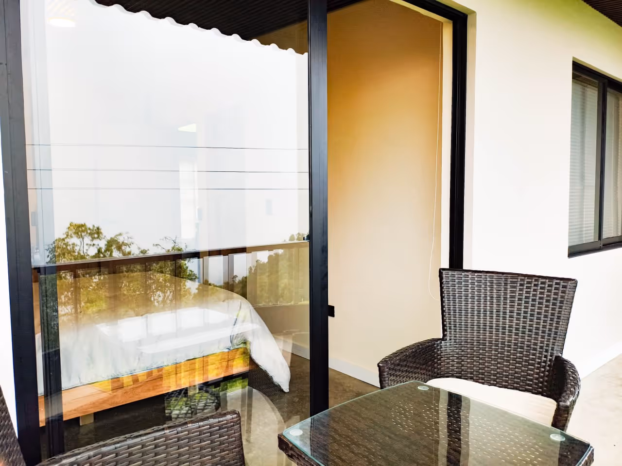 Balcón con vista al bosque nuboso